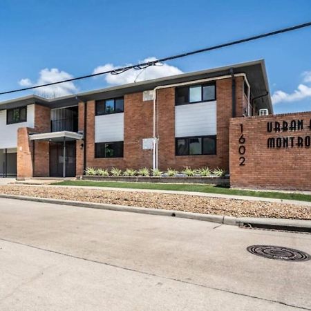 Roomy Urban Apartment Montrose! Free Parking #3 Houston Exterior photo