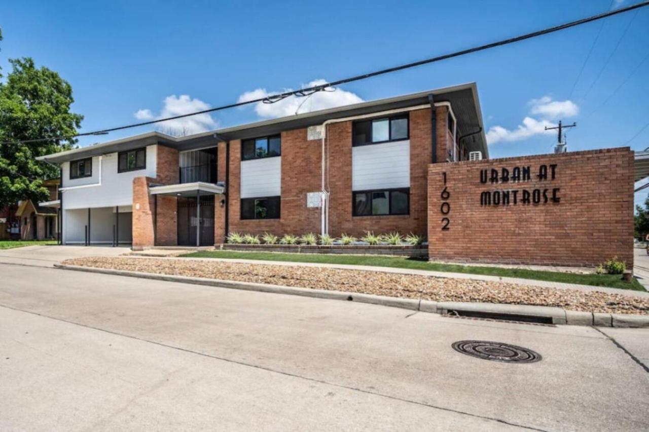 Roomy Urban Apartment Montrose! Free Parking #3 Houston Exterior photo