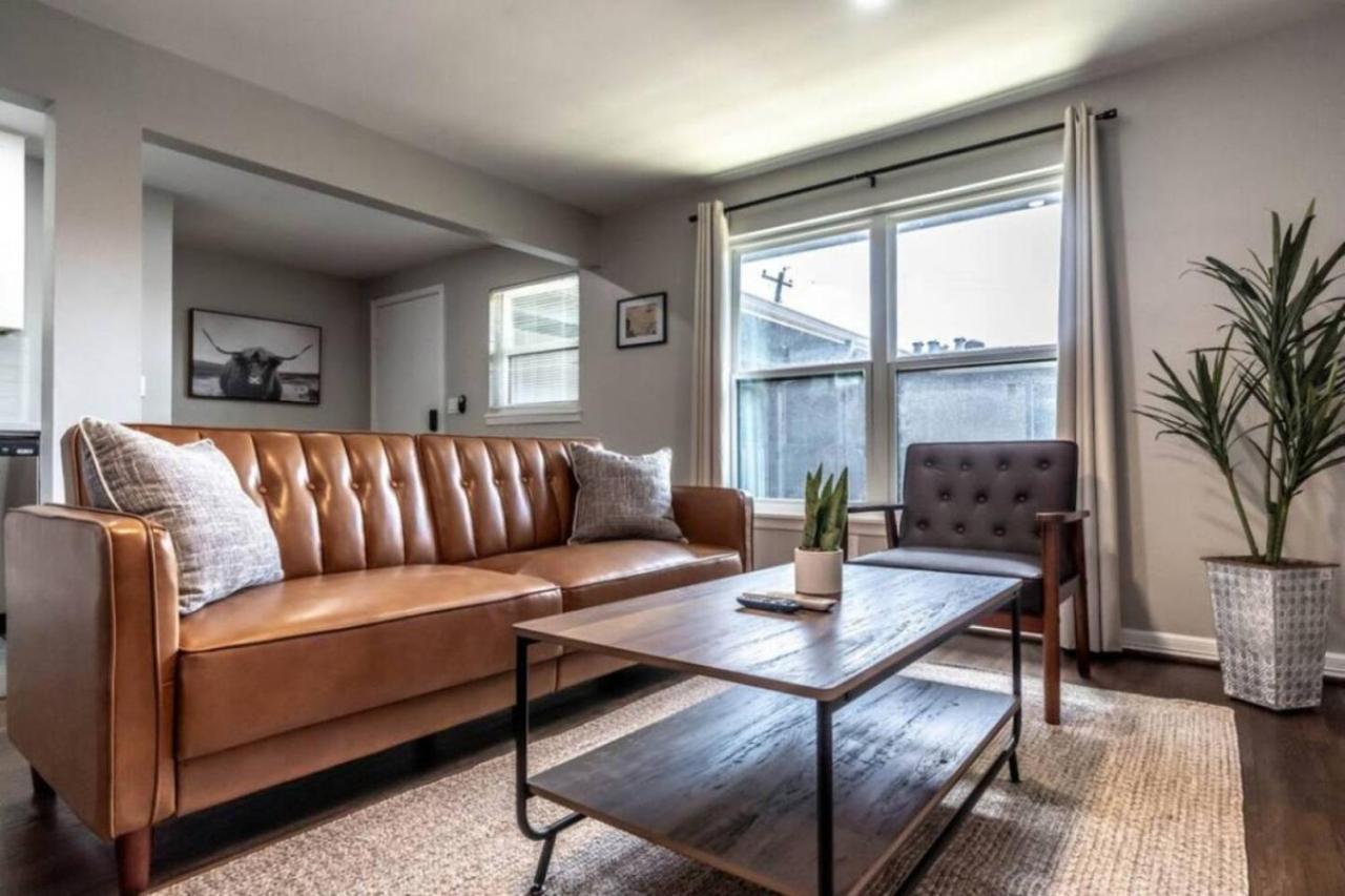 Roomy Urban Apartment Montrose! Free Parking #3 Houston Exterior photo